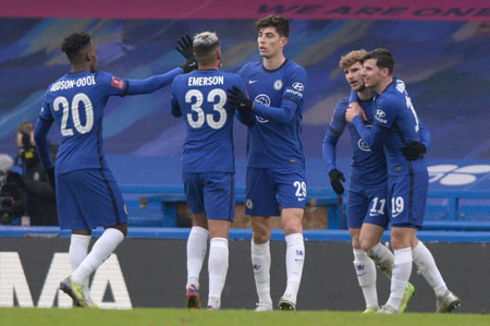 CBA再出顶级锋线球员！场均17分6板，完胜张镇麟和曾凡博