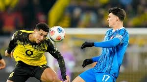 职业选手的“资金墙”：为什么没有100倍买入的人不叫专业玩家？（职业玩家的资本门槛：没有百倍买入力，何谈专业？）