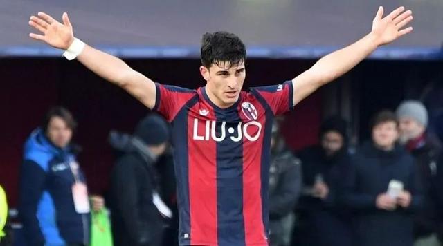 地涌现出具 地涌现出具