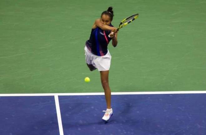 队之间的情 队之间的情