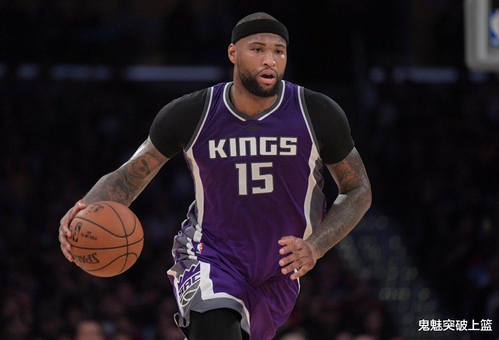 的绿茵场上 的绿茵场上